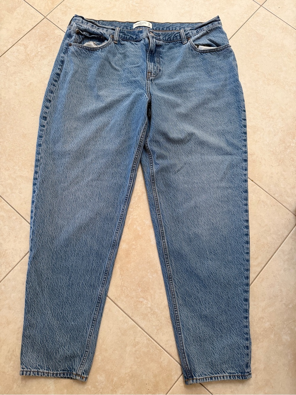 Abercrombie Classic High-Rise Women’s Jeans - Blue